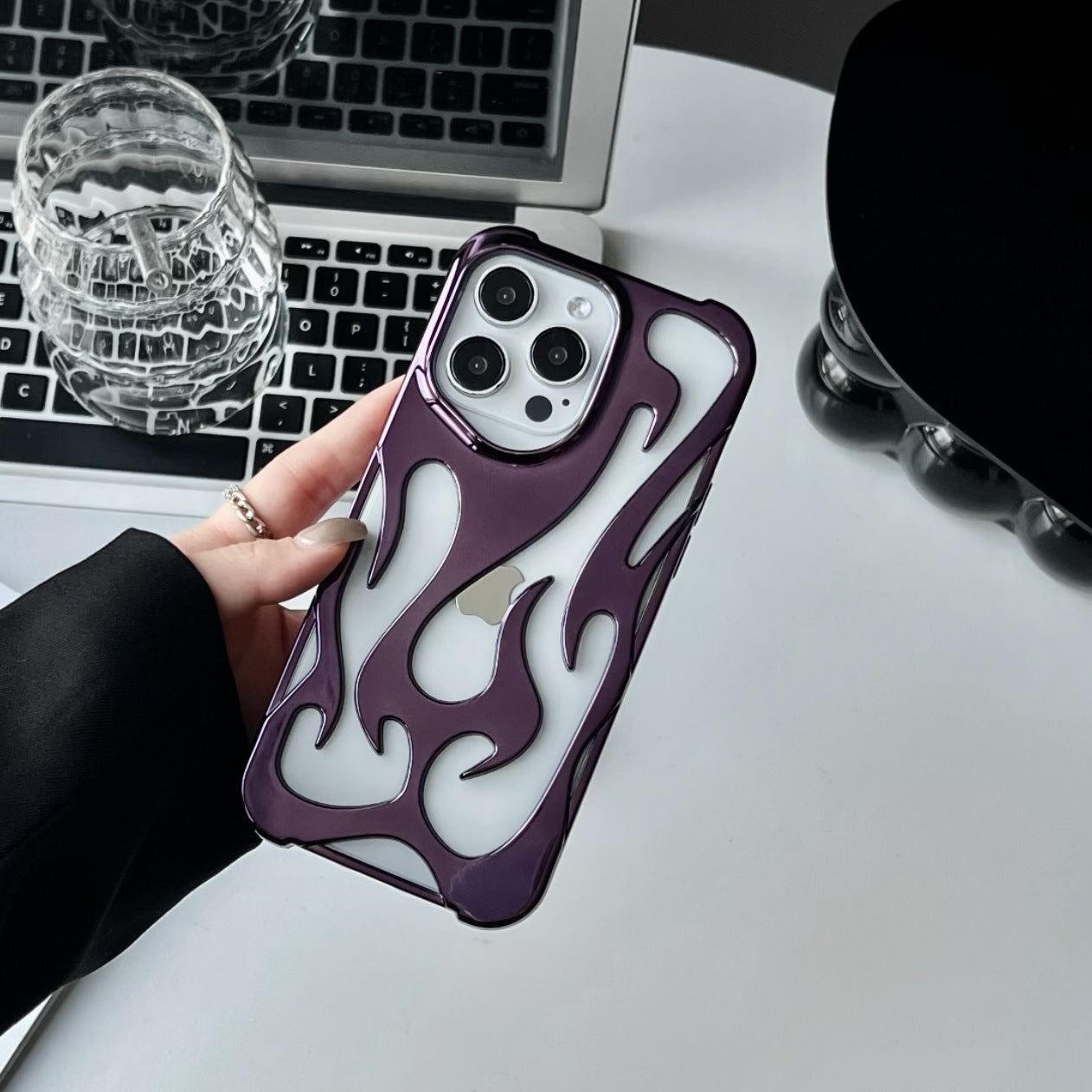 iPhone Electroplating Hollow Heat Dissipation Phone Case Flame Pattern High-grade Soft Shell