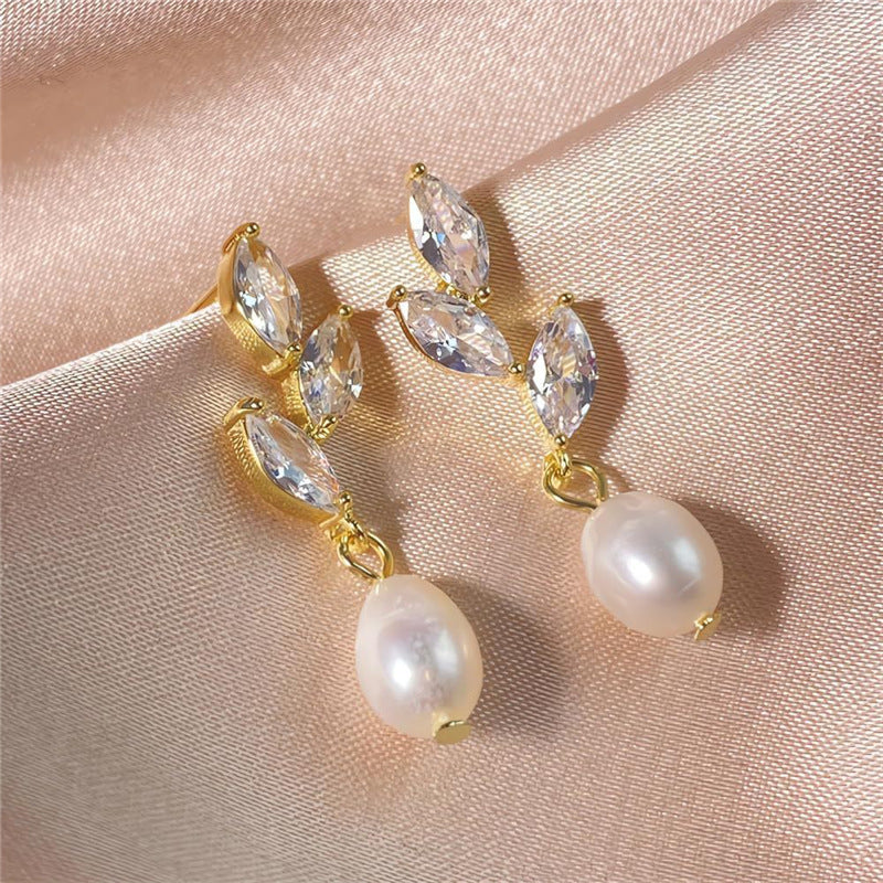 INS Style Hot Personalized Brass 18K Gold Plated Leaf Pearl Pendant