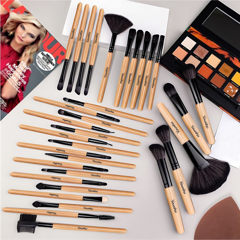 Portable 32-piece Makeup Brush Set That's Perfect For Travel, Business Trips, And Outdoor Makeup.