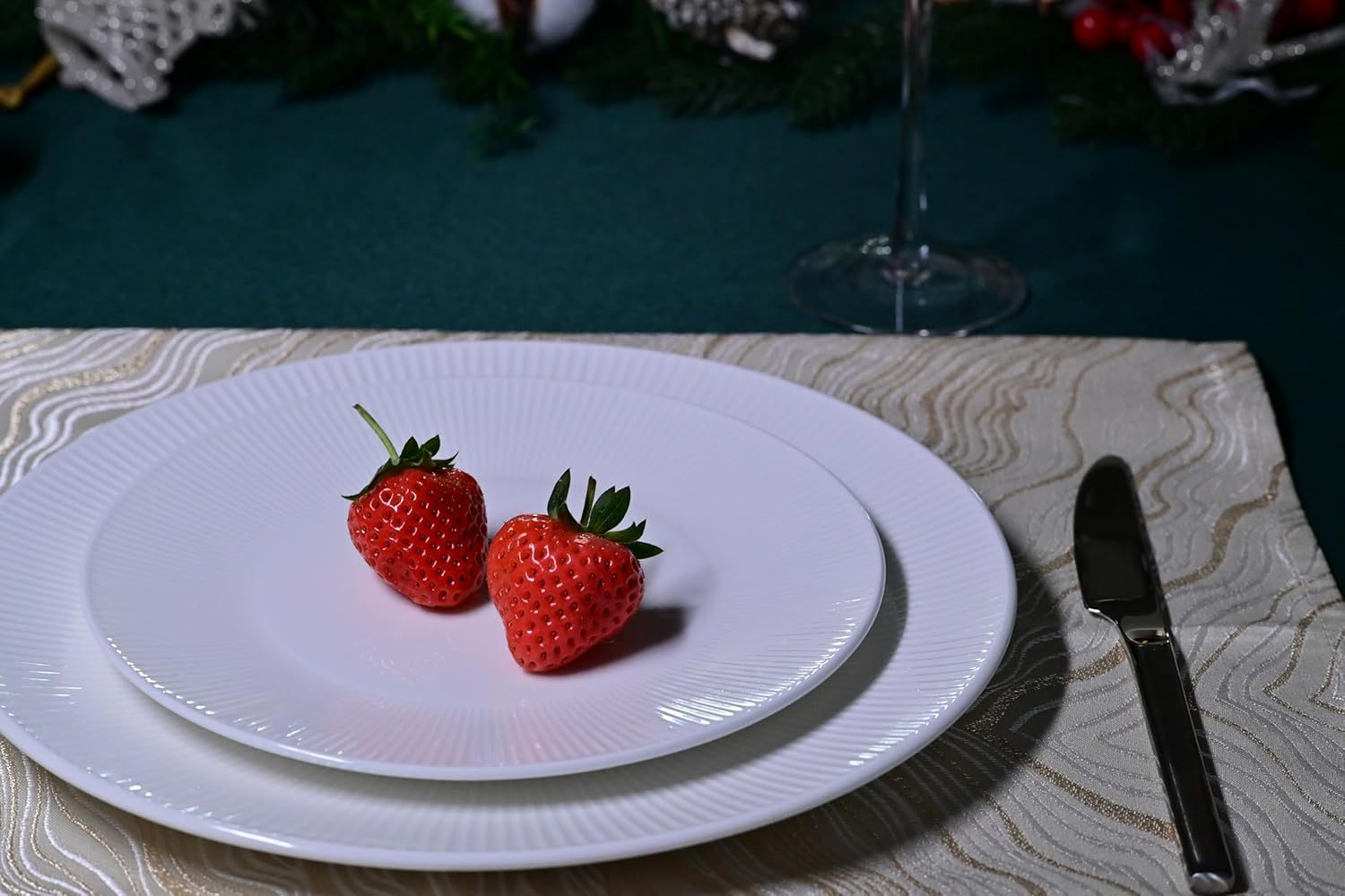 Dandilion Bone China Dinnerware Set, 16 Pieces, Service For 4, Plates, Dishes, Bowls Set, Microwave And Dishwasher Safe, Ivory White With Radial Lines